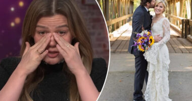 Why Kelly Clarkson couldn't give up on her ex Brandon Blackstock