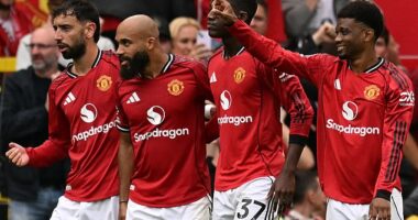 Manchester United earned a 3-2 win vs Burnley after Bruno Fernandes' last-minute penalty