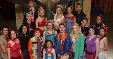 A Bizarre 90s Sci-Fi Show Set In Post-Apocalyptic New Zealand