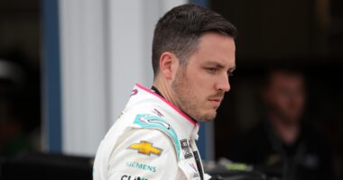 Alex Bowman Deserves More Credit, Not Replacement Talk, Says Kyle Petty