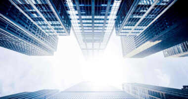 Always trust your first guess: One Wall Street bank is reinstating its bullish S&P 500 target