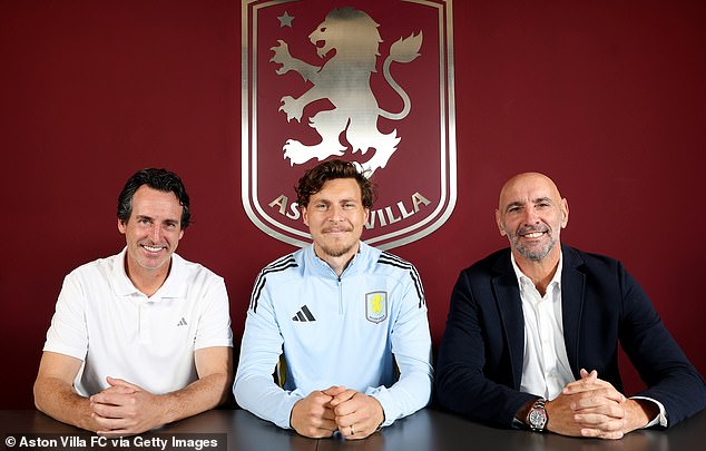 Aston Villa have secured the signing of free agent Victor Lindelof (centre), pictured with Unai Emery and Monchi (right)