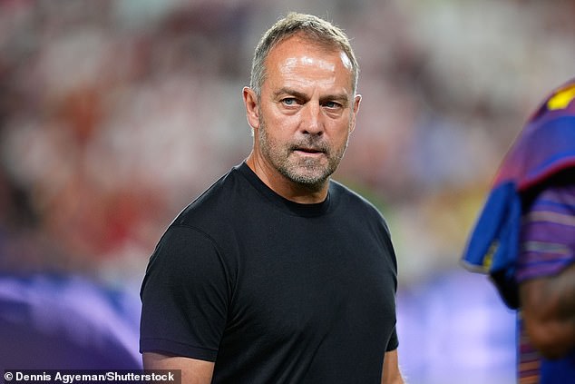 Hansi Flick locked his players in the dressing room after their 1-1 draw with Rayo Vallecano