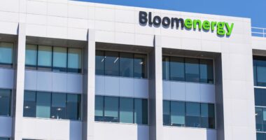 Bloom Energy’s stock is surging — and could ride Oracle’s growth to even more gains