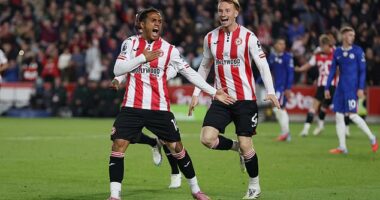 Brentford 2-2 Chelsea: Bees substitute cancels out Moises Caicedo's stunner with stoppage time goal to deny Blues top spot - as Enzo Maresca's side are undone by hosts' secret weapon