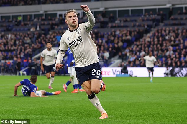 Jarrod Bowen earned a point for West Ham during Nuno Espirito Santo's first game in charge