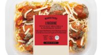 The 'contaminated' ready-to-eat meal comes in a 12-ounce clear plastic tray and bears establishment numbers 'EST. 50784' and 'EST. 47718' inside the USDA inspection mark