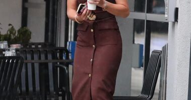 Helen Skelton reunited with her co-star and former flame Gethin Jones as he returned to work for the first time since the death of his father on Monday