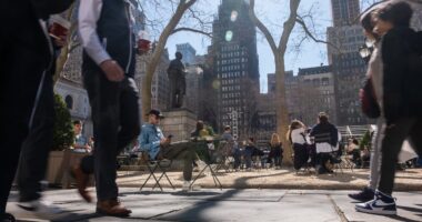 Here’s how many minutes to walk each day to save yourself from a life of back pain