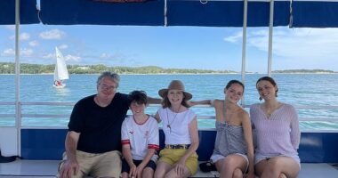 Fiona and her family embark on a 3,000 -mile roadtrip around America, taking advantage of the strength of the sterling against the dollar