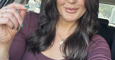 I love reiki, horoscopes, and reading tarot cards, but I've never believe the idea that someone can really 'talk to the dead'