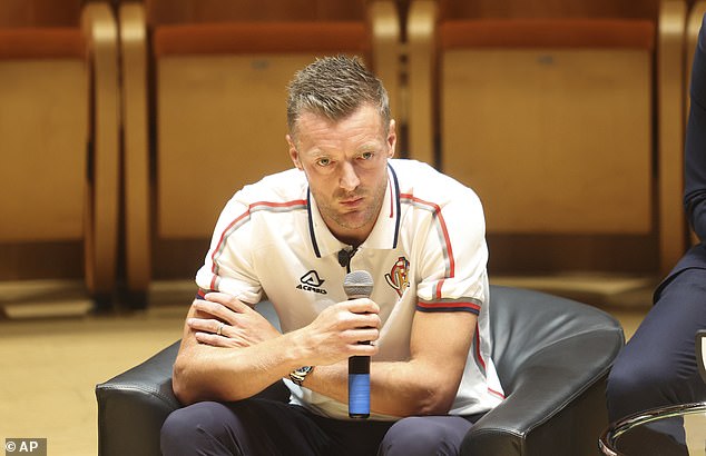 Jamie Vardy snapped at a reporter during his official unveiling as a Cremonese player