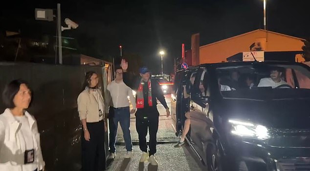 Jamie Vardy has touched down in Italy ahead of a surprise move to Serie A side Cremonese