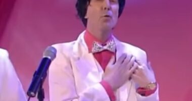 Fiona Phillips' husband Martin Frizell has shared John Stapleton's touching gesture to his wife on her final day hosting GMTV, after his death on Sunday