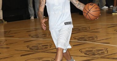 Justin Bieber, 31, showed off his basketball skills as he took to The League court in Los Angeles on Friday after selling out Coachella 2026