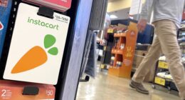 Kroger’s delivery expansion with DoorDash is bad news for Instacart, analysts say