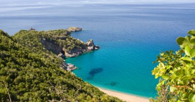 Large earthquake strikes popular holiday island in Greece