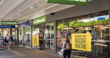 Kathmandu and Rip Curl owner KMD Brands will close at least 21 stores and has replaced some key executives as part a transformation strategy to cut $25 million in annual costs.