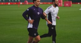 Lisandro Martinez revealed that he's back on the grass in an Instagram post on Wednesday