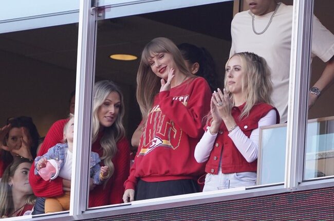 Mark Kelly Hilariously Shown No Mercy After Cutesy Tweet About Taylor Swift and the Super Bowl – RedState