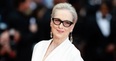 She's Coming! Meryl Streep Spotted Filming Miranda Priestly Scene For 'The Devil Wears Prada 2' (PHOTOS)