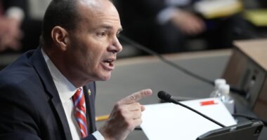 Mike Lee Squares Off With Hakeem Jeffries Amid Debate Over Kamala's Secret Service Detail – RedState