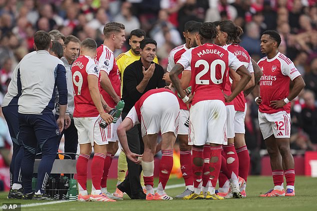 Jamie Carragher claimed Mikel Arteta wasted 45 minutes in Arsenal's draw with man City