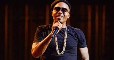 Celebrity Net Worth logo