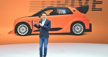 Nio’s stock dives as EV maker raises $1 billion at shareholders’ expense