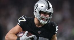Raiders’ Michael Mayer Draws Message After Brock Bowers Injury