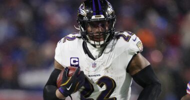 Ravens Star RB Derrick Henry Opens Up on Retirement Talk