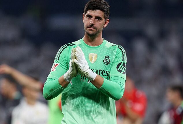 Thibaut Courtois has given his seal of approval to Manchester United 's new goalkeeper Senne Lammens