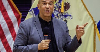 Senator Cory Booker announces engagement to Alexis Lewis