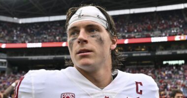 Sources Split on If He'll Miss TX-OU Game