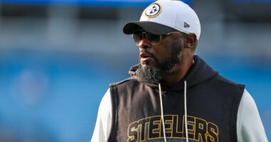 Steelers Playmaker Hospitalized With Injury vs. Vikings: Report