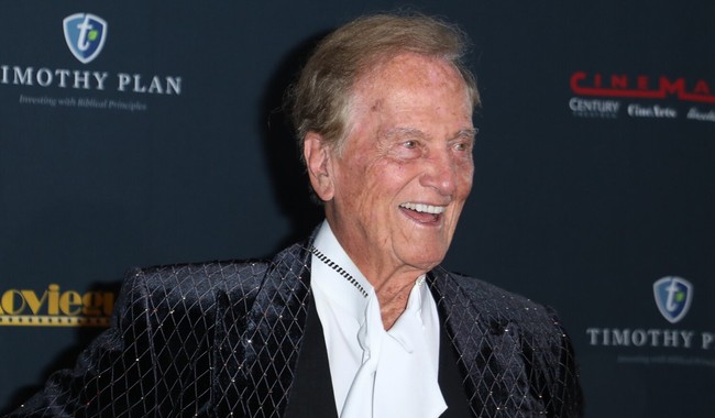 The Most Profound Response to Jimmy Kimmel Yet Comes From 91-Year Old Pat Boone – RedState