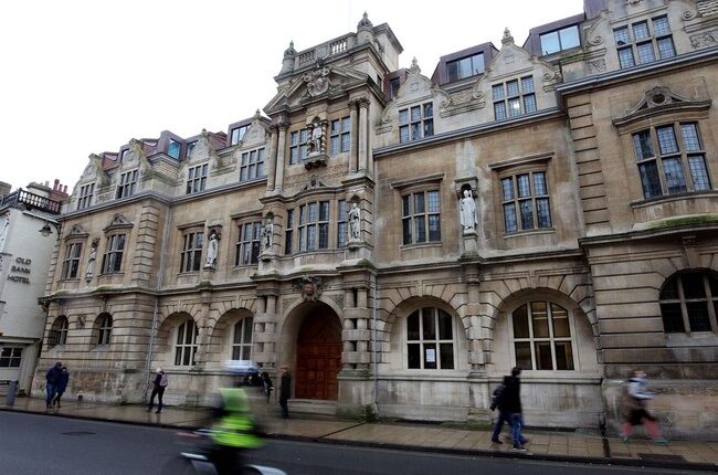 The Oxford Union Is In Crisis – HotAir