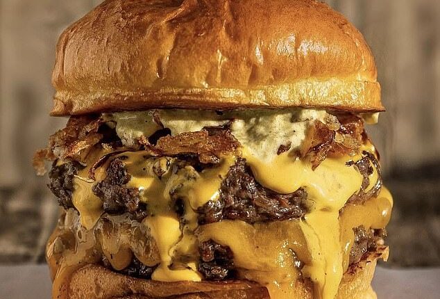 Awarded the highest accolade was Hundred Burgers, a Valencia-based restaurant that combines fresh, delicious Spanish ingredients with owner's culinary journey travels though New York and countless other sarnie spots worldwide (No1, pictured)