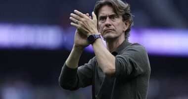 Thomas Frank has called for a new innovation to be introduced to football during games