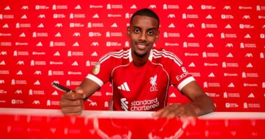 Transfer News LIVE: All the done deals as Alexander Isak, Jadon Sancho and more forced last-minute moves plus updates on the deals that fell through, including Liverpool's Guehi blow