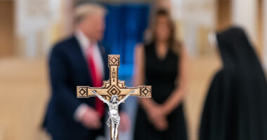 Trump Vows to Strengthen Prayer Rights in Public Schools.