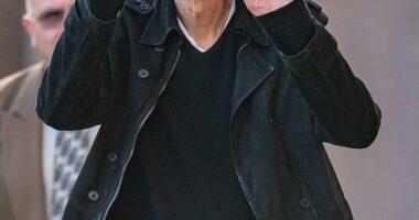 After a disastrous few weeks in which Stern refuted claims that SiriusXM was cancelling him, followed by a promise to return to his program this Tuesday and explain all - well, Howard was a no-show