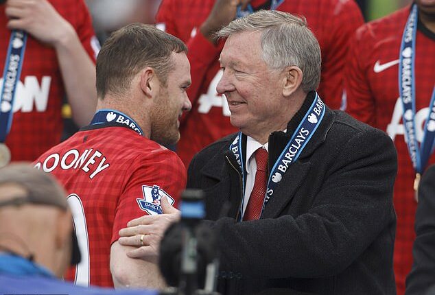 Wayne Rooney has overlooked Sir Alex Ferguson when naming his best tactical coach