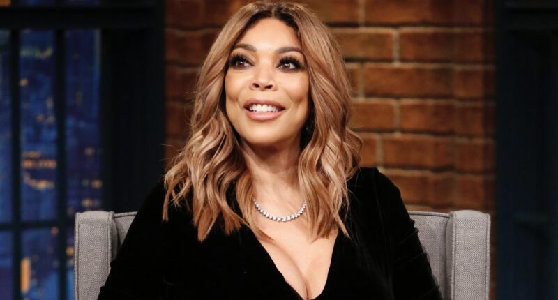 Pop Out, Then! Wendy Williams Stuns With Recent Look At New York Fashion Week/NYFW (VIDEO)