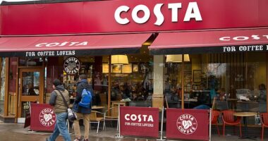 Costa 's reign as the stalwart British coffeeshop appears to be wobbling as experts say the 'predictable, bland and outdated' brand is losing customers to trendy artisanal cafes - with owners reportedly considering selling the chain for a 'cut-price' deal. Stock image used