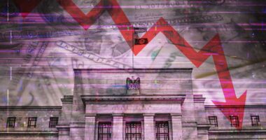 Why JPMorgan is warning the Fed rate cut everyone expects could sink stocks