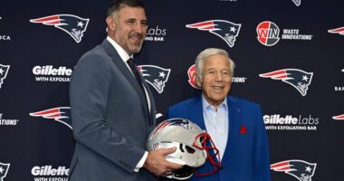 Why Patriots Owner Interrupted Vrabel's First Locker Room Speech