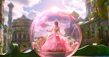 Wicked: For Good - Glinda's New Song Completes The Opposite Journey of Defying Gravity