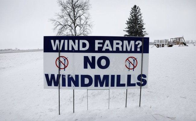 Wyoming County Commissioners Squish a Wind Farm – HotAir