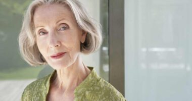 ‘The economic and political climate makes me reluctant’: I’m 80. Do I dip into my $650K retirement fund to remodel my bathroom?